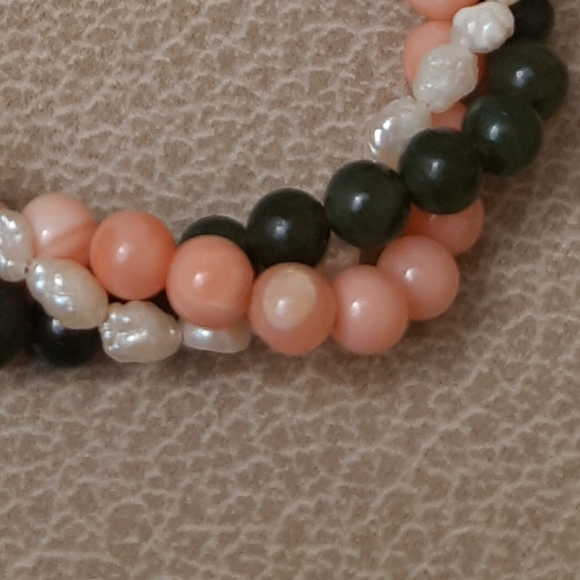 Jade-Pearl-Coral Bracelet - Picture 2 of 7
